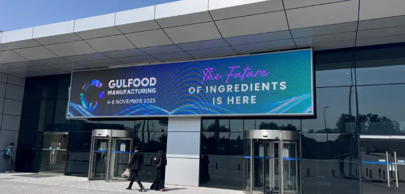 El Grupo QIE exhibe equipos para el procesamiento de aceites comestibles en Gulfood Manufacturing 2025 en Dubái.