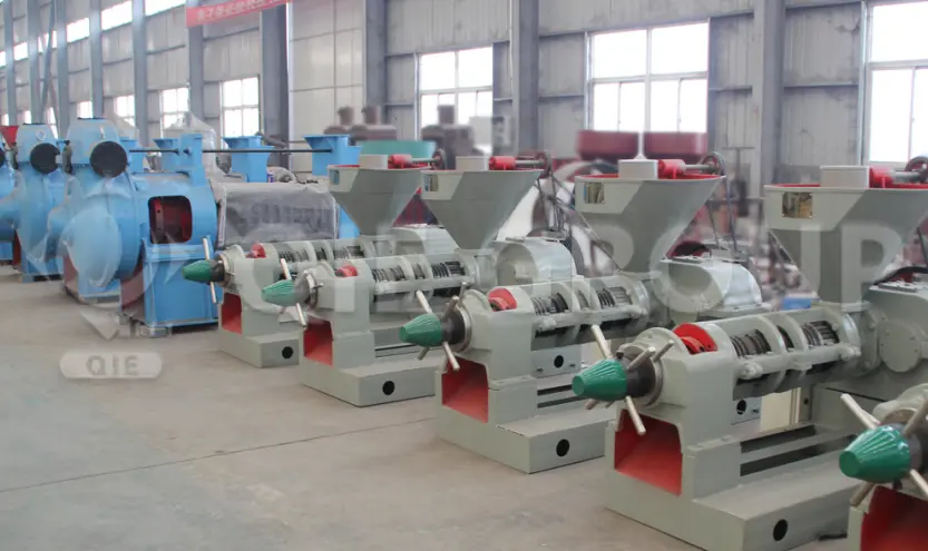 Máquina prensadora de aceite de alta eficiencia para el procesamiento comercial de soja y colza.