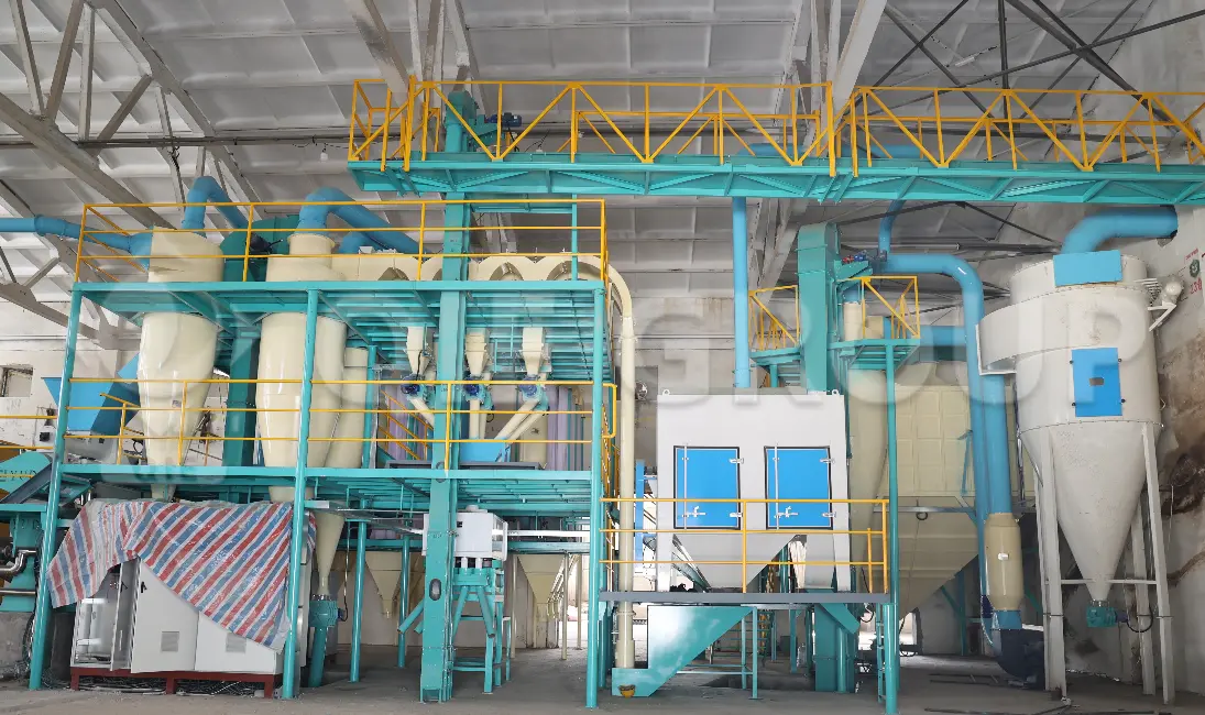 Taller de pretratamiento de semillas oleaginosas que integra los procesos de limpieza, acondicionamiento y preparación.