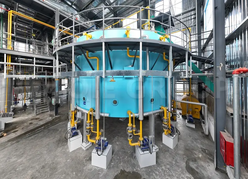 Extractor por disolventes tipo Rotocel para plantas de aceites comestibles, utilizado para la extracción continua de semillas oleaginosas mediante un sistema de equipos industriales de alta eficiencia.